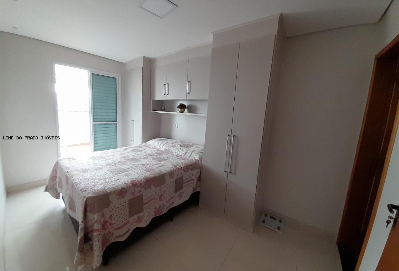 Apartamento à venda com 2 quartos, 77m² - Foto 9