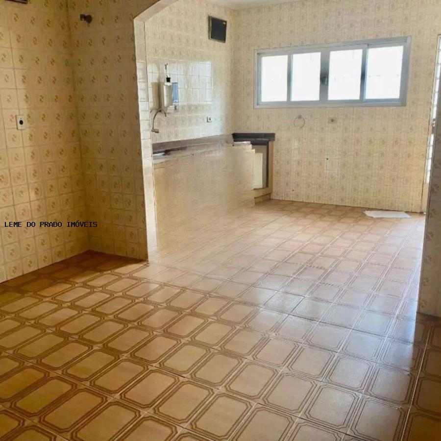 Sobrado à venda com 3 quartos, 261m² - Foto 11