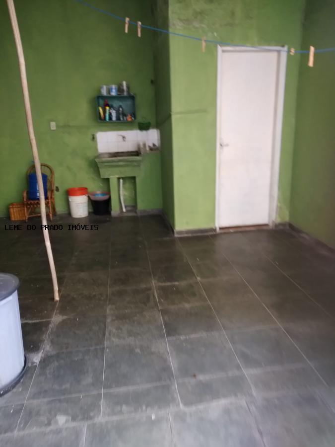 Casa à venda com 2 quartos, 331m² - Foto 20