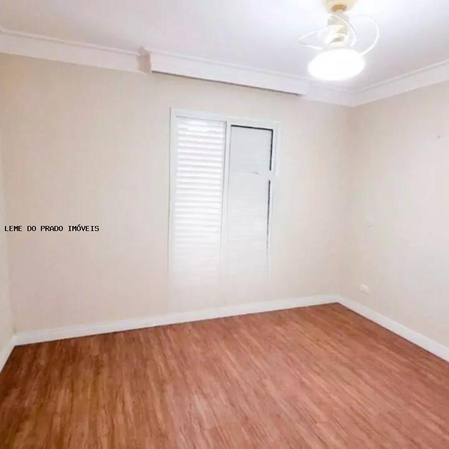 Apartamento à venda com 3 quartos, 101m² - Foto 14