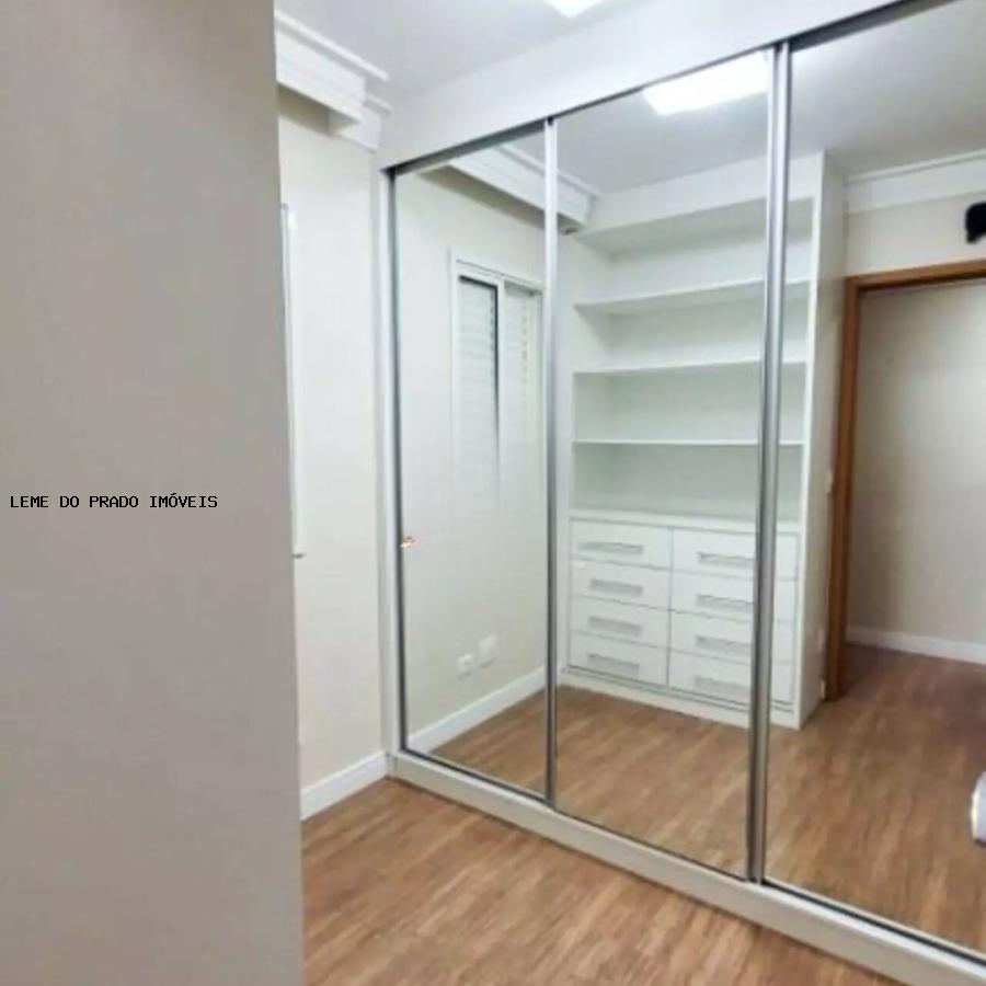 Apartamento à venda com 3 quartos, 101m² - Foto 17