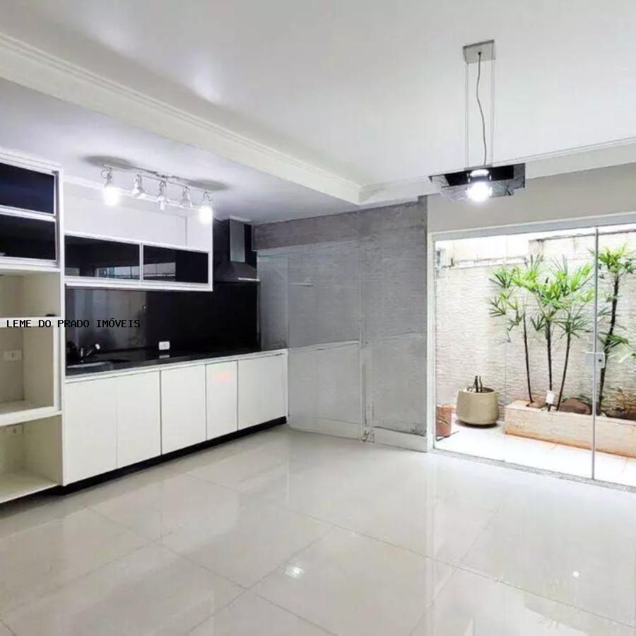 Sobrado à venda com 3 quartos, 210m² - Foto 9