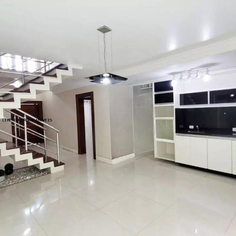 Sobrado à venda com 3 quartos, 210m² - Foto 10