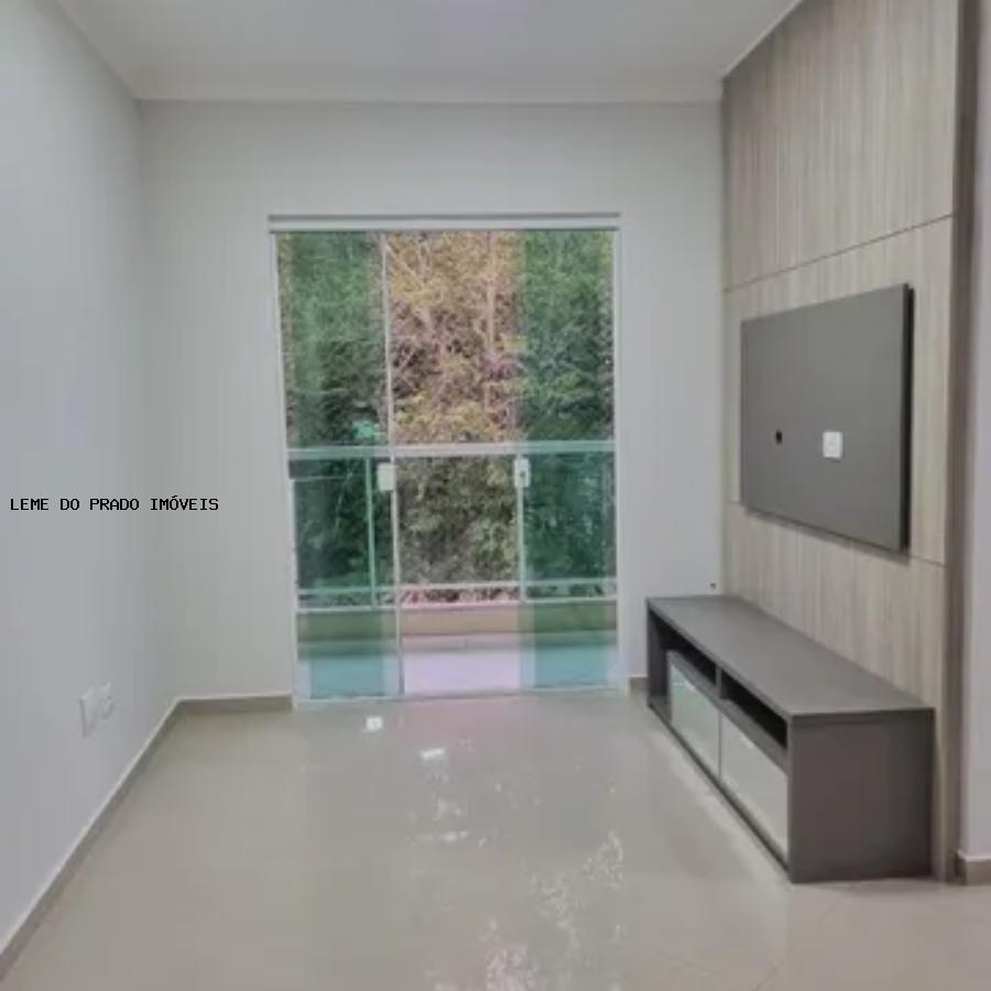 Apartamento à venda com 2 quartos, 62m² - Foto 3