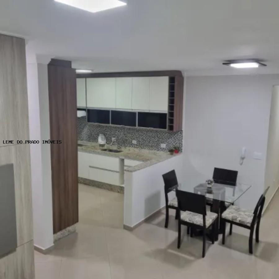 Apartamento à venda com 2 quartos, 62m² - Foto 4