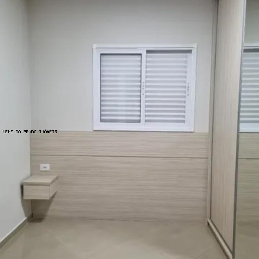 Apartamento à venda com 2 quartos, 62m² - Foto 14