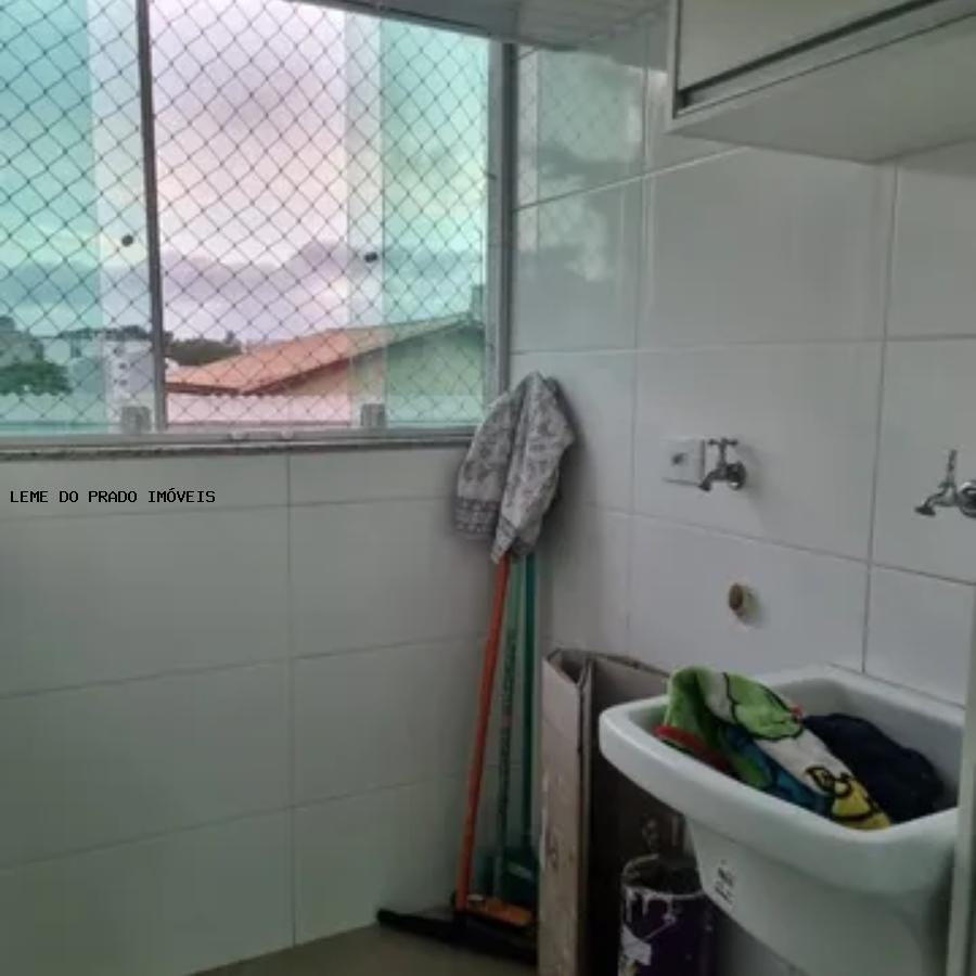 Apartamento à venda com 2 quartos, 62m² - Foto 16