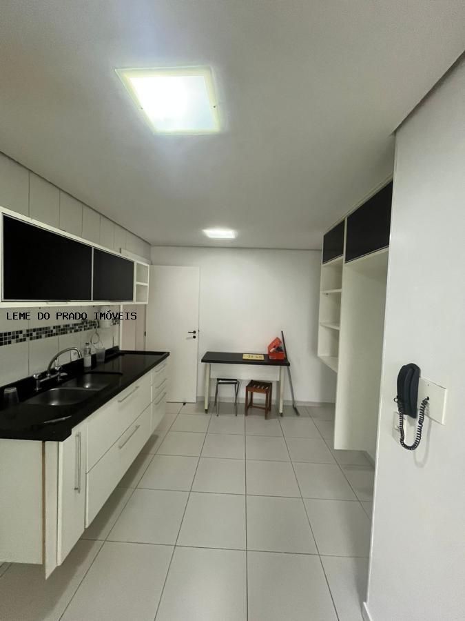 Apartamento à venda com 4 quartos, 136m² - Foto 3