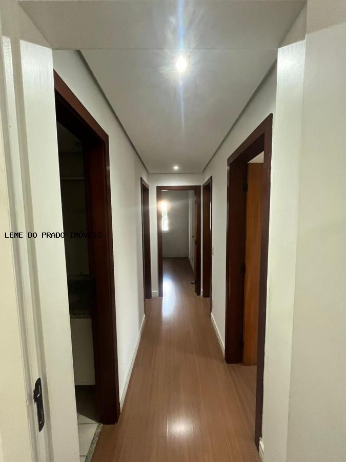 Apartamento à venda com 4 quartos, 136m² - Foto 8