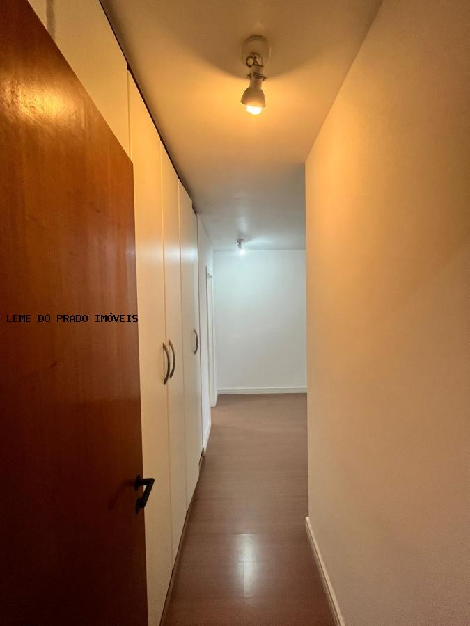 Apartamento à venda com 4 quartos, 136m² - Foto 10