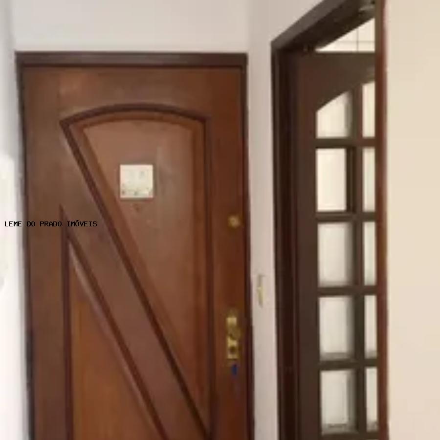 Apartamento à venda com 3 quartos, 69m² - Foto 4