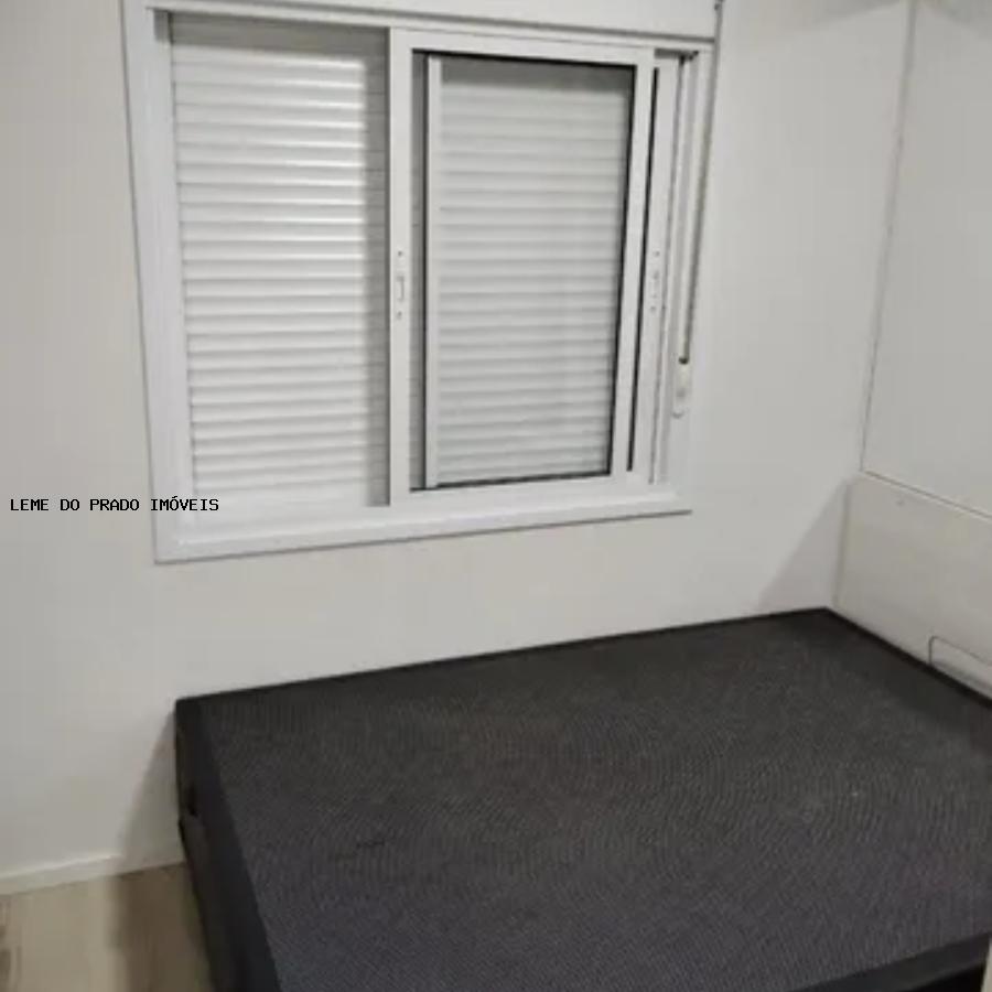 Apartamento à venda com 2 quartos, 43m² - Foto 8