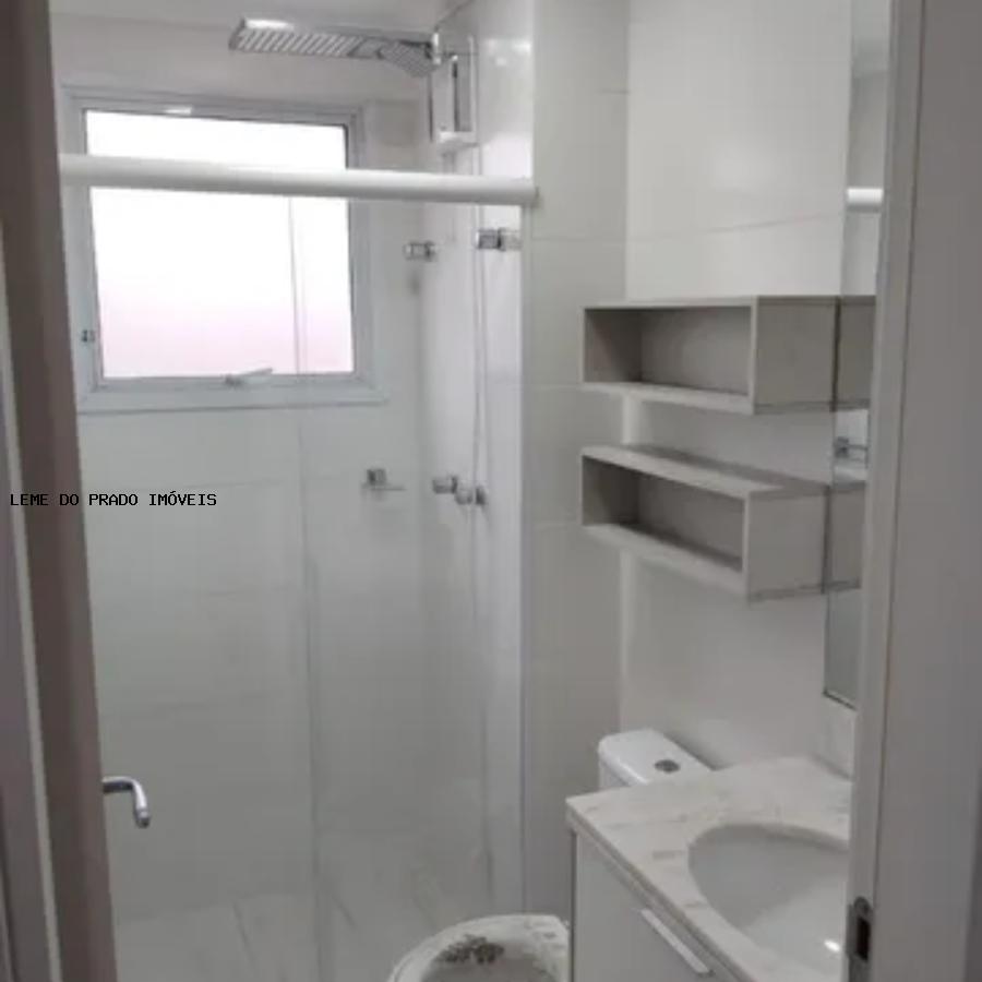 Apartamento à venda com 2 quartos, 43m² - Foto 10