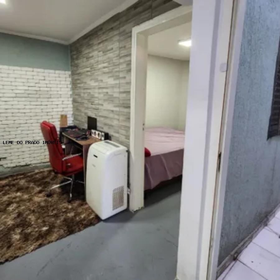 Casa à venda com 3 quartos, 110m² - Foto 8