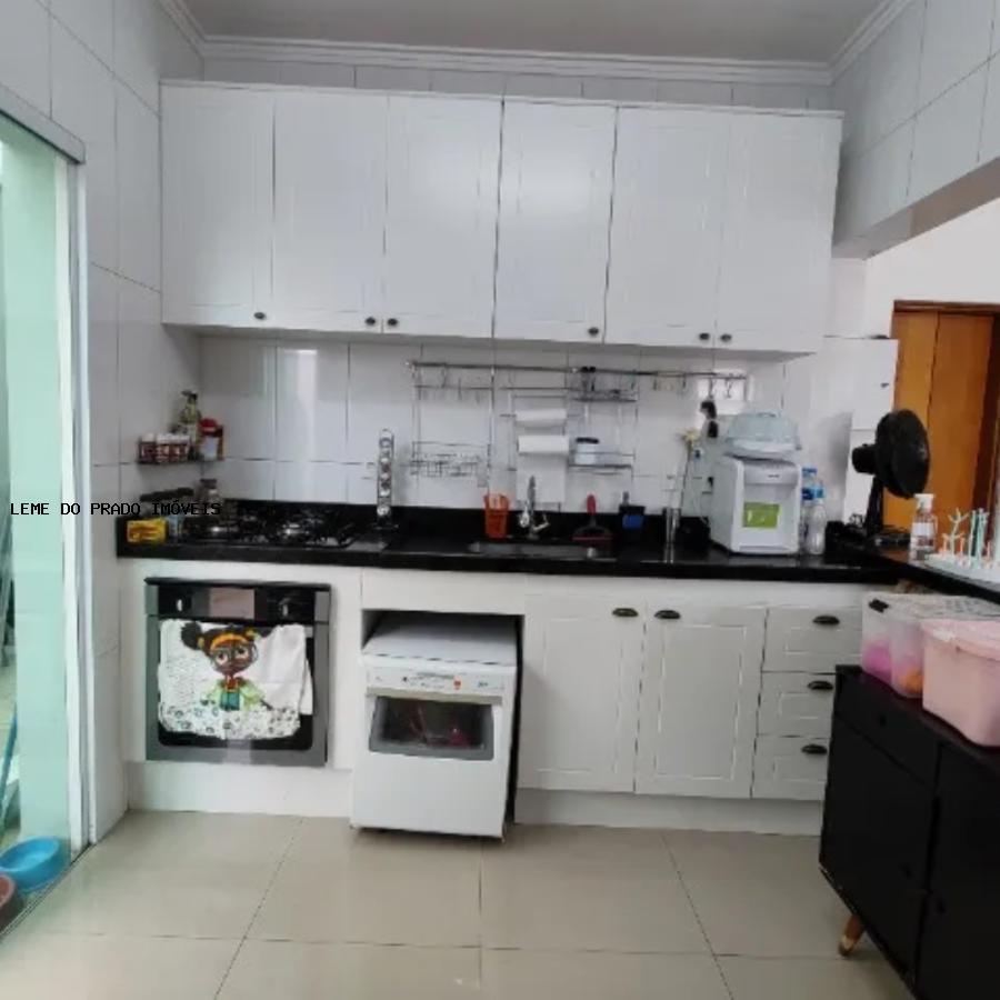 Sobrado à venda com 3 quartos, 120m² - Foto 9