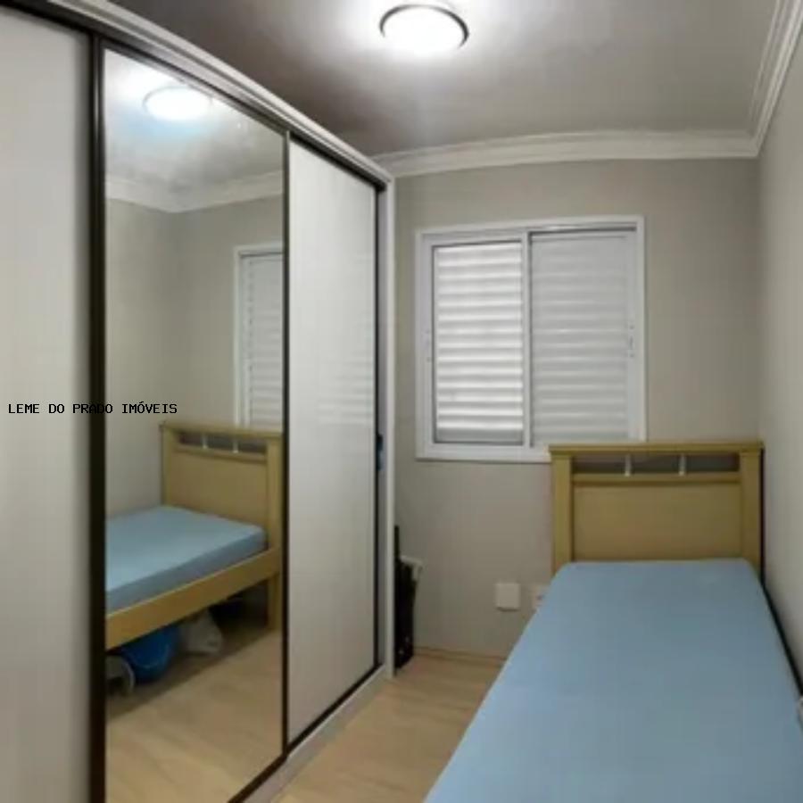 Apartamento à venda com 2 quartos, 45m² - Foto 4