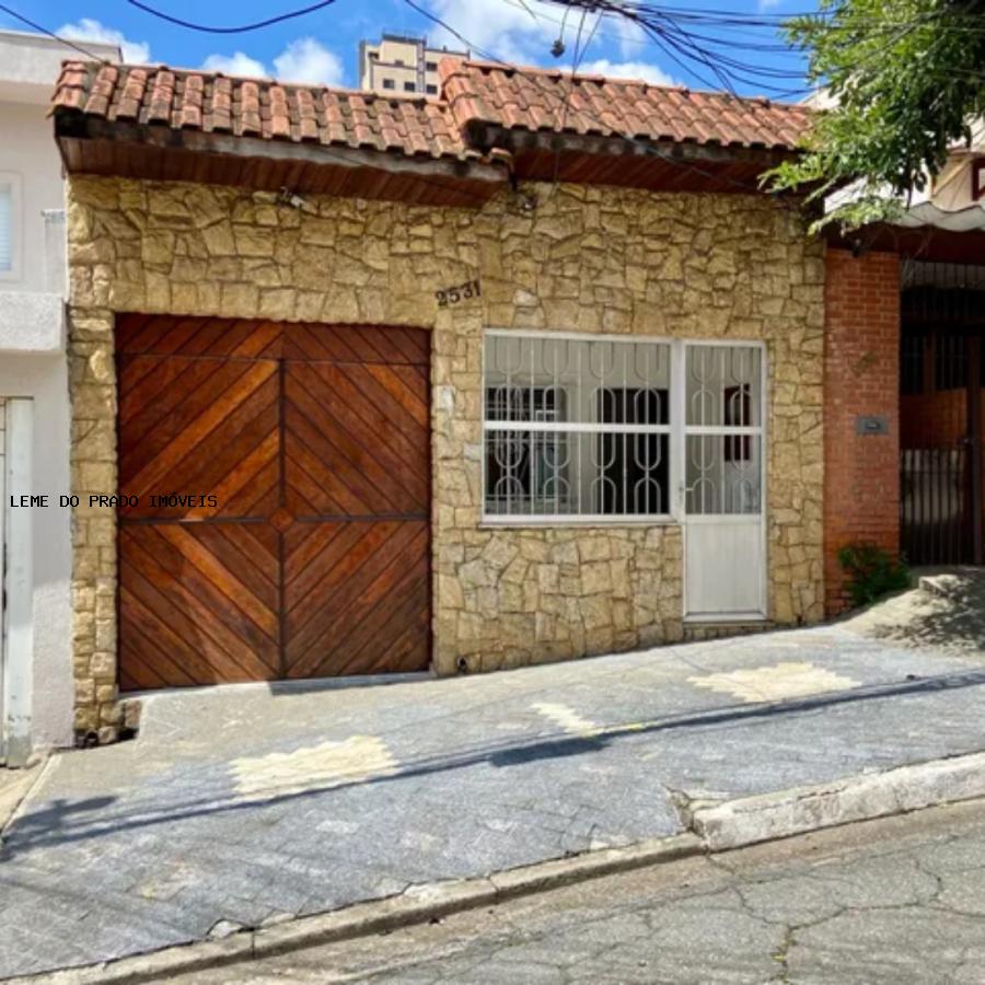 Casa à venda com 4 quartos, 204m² - Foto 1