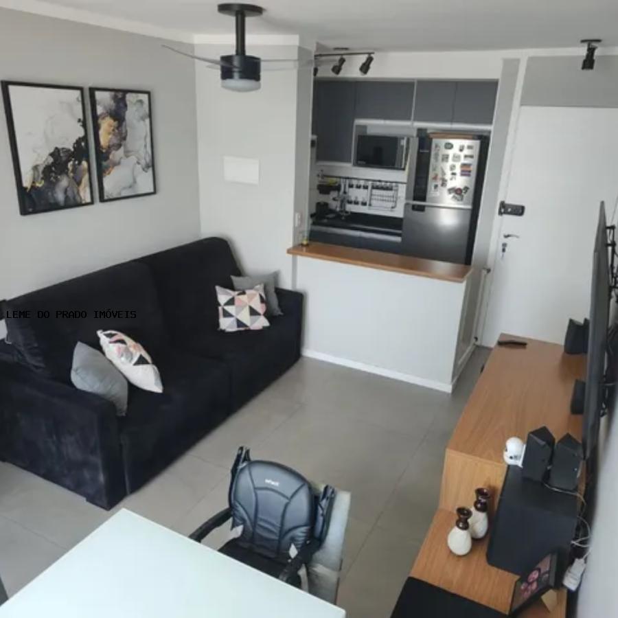 Apartamento à venda com 3 quartos, 60m² - Foto 1