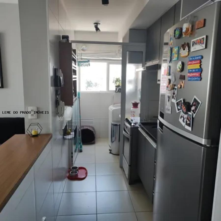 Apartamento à venda com 3 quartos, 60m² - Foto 4