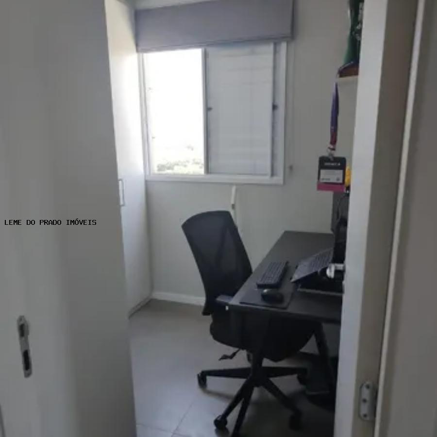 Apartamento à venda com 3 quartos, 60m² - Foto 12