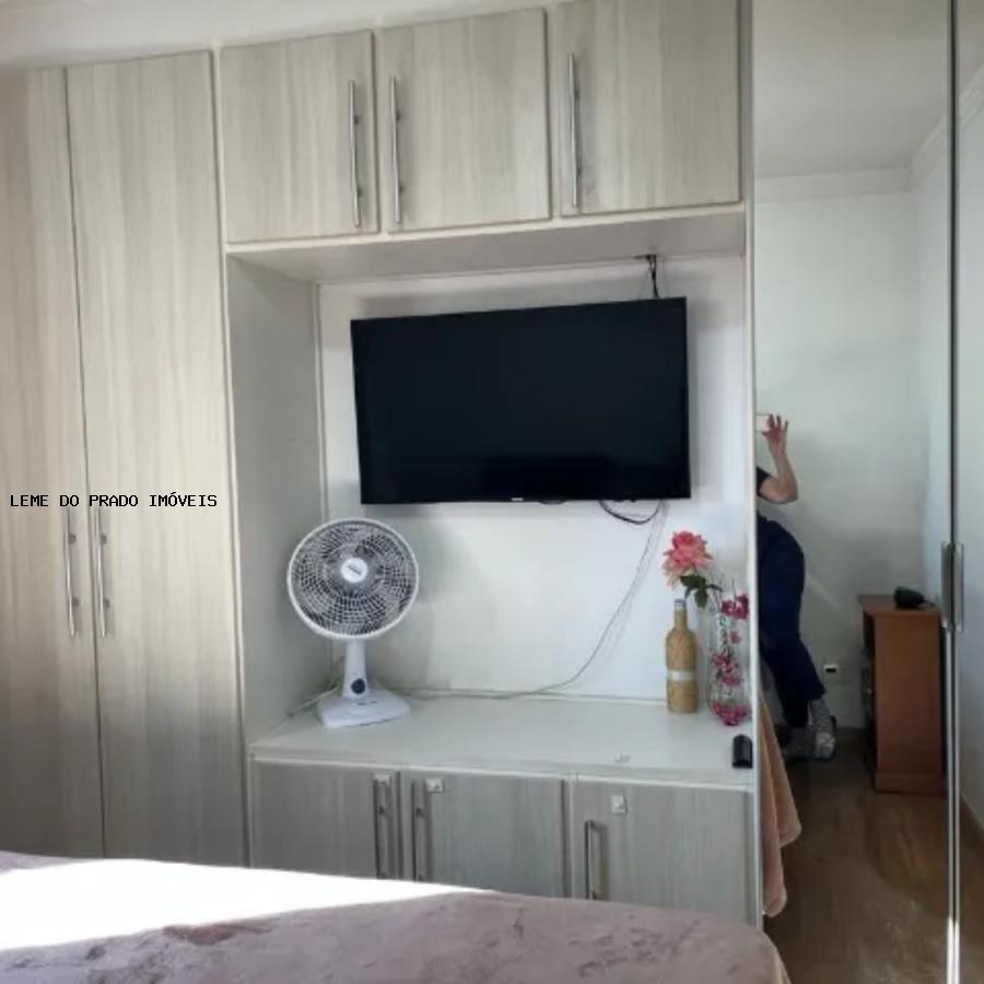 Apartamento à venda com 3 quartos, 76m² - Foto 8