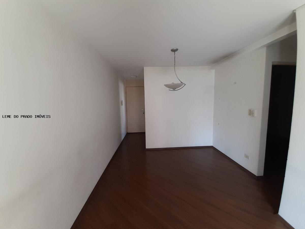 Apartamento à venda com 2 quartos, 48m² - Foto 2