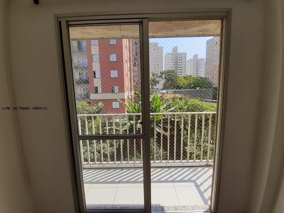 Apartamento à venda com 2 quartos, 48m² - Foto 4