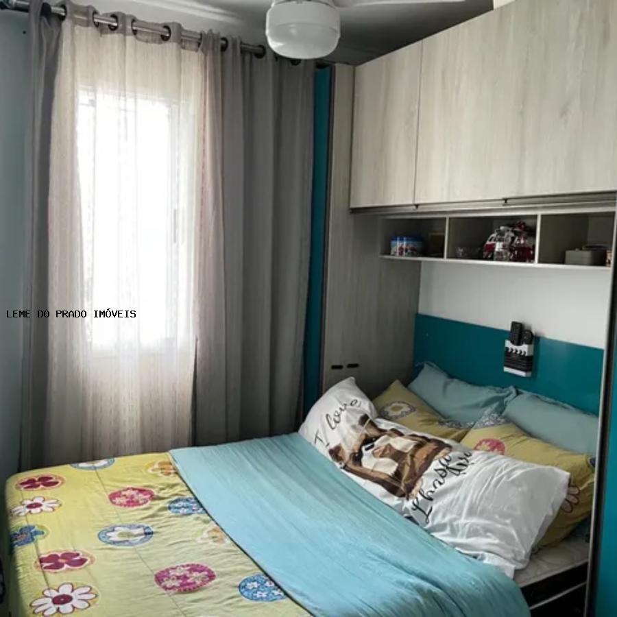 Apartamento à venda com 2 quartos, 66m² - Foto 18