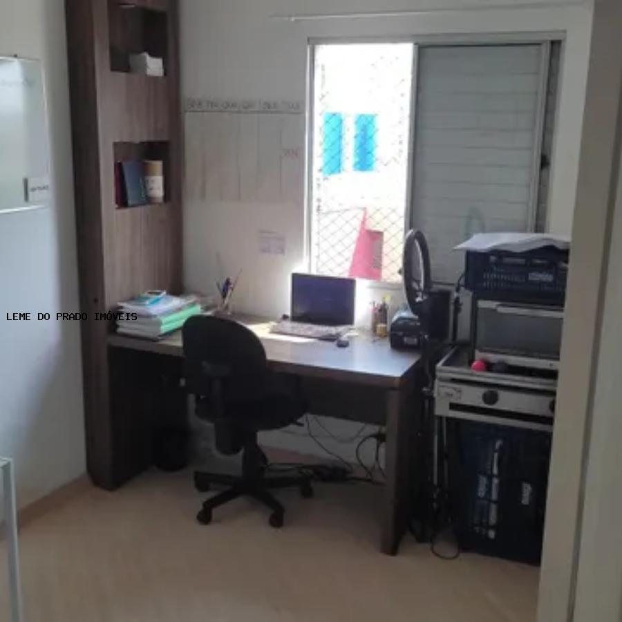 Apartamento à venda com 2 quartos, 50m² - Foto 18