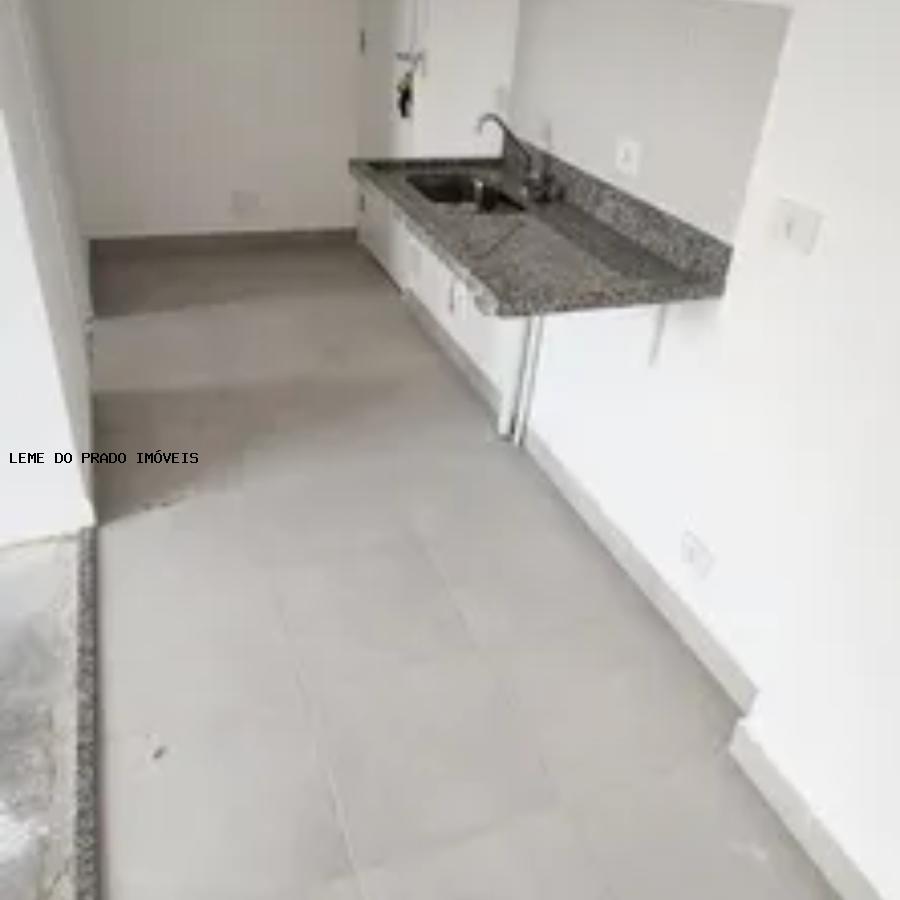 Apartamento à venda com 2 quartos, 34m² - Foto 10