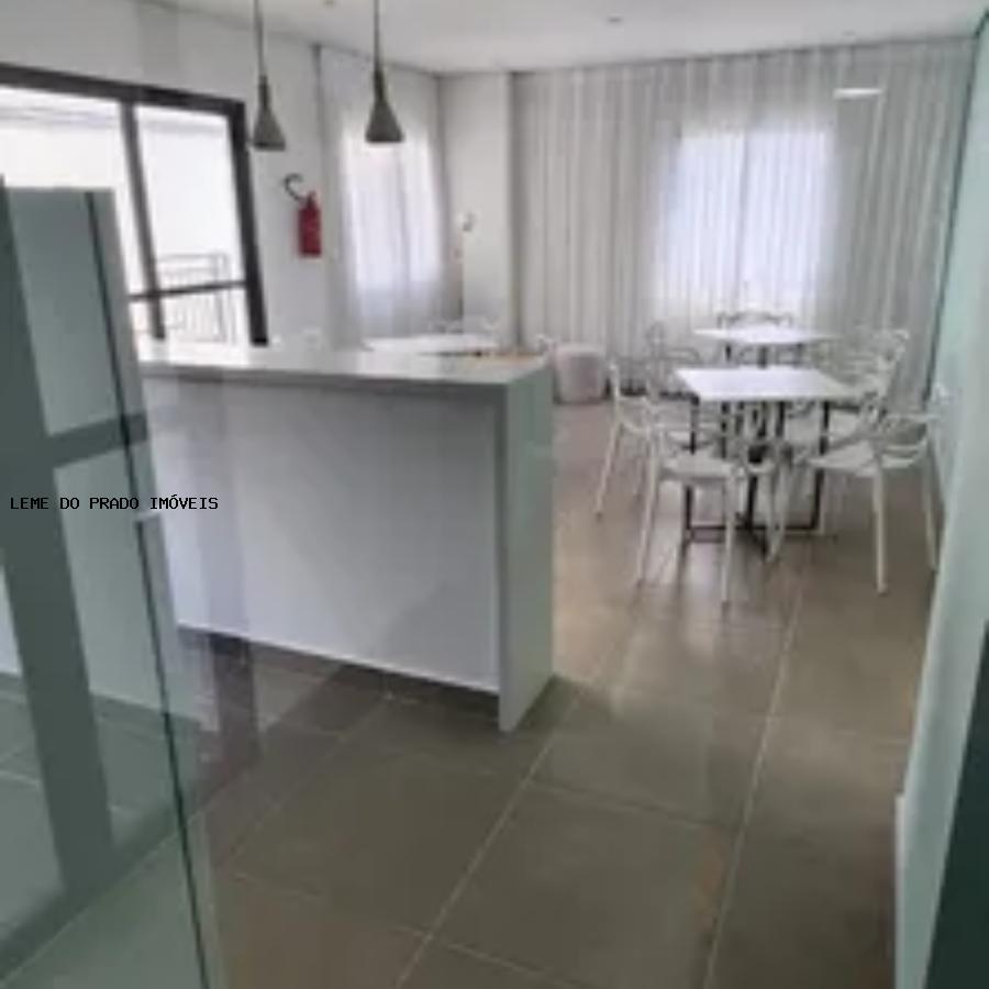 Apartamento à venda com 2 quartos, 34m² - Foto 19