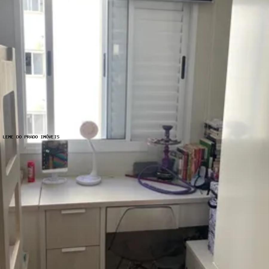 Apartamento à venda com 3 quartos, 76m² - Foto 12