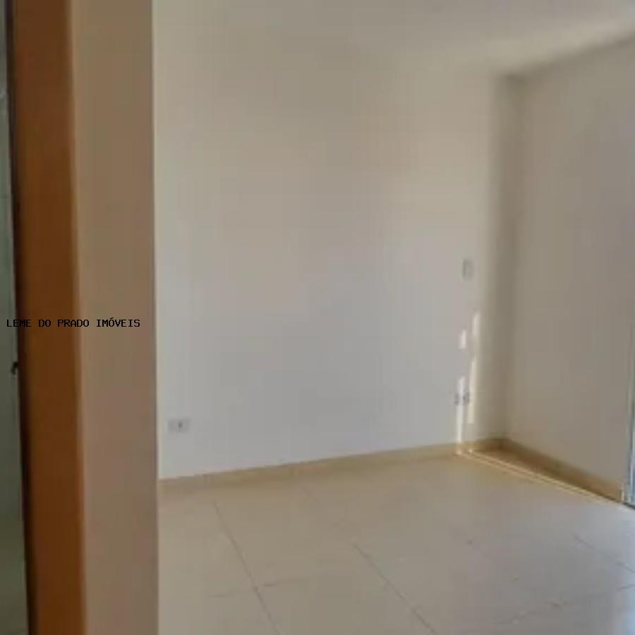 Apartamento à venda com 2 quartos, 58m² - Foto 6