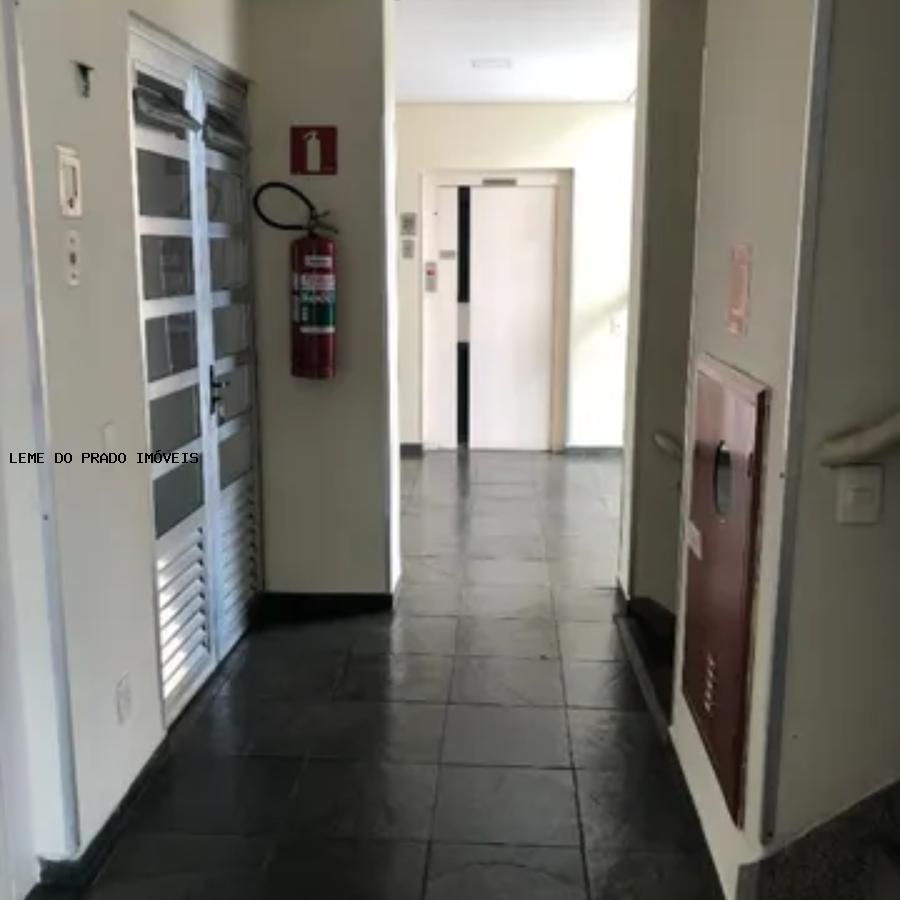 Apartamento à venda com 3 quartos, 89m² - Foto 3