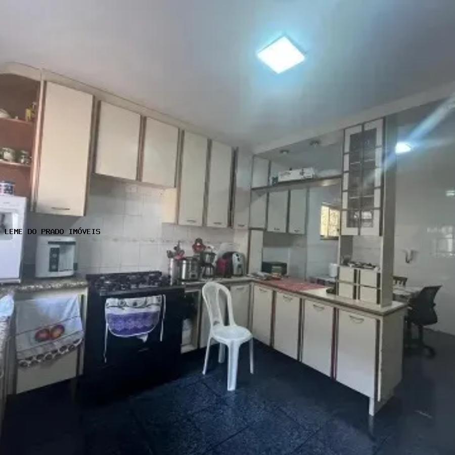 Sobrado à venda com 3 quartos, 220m² - Foto 10