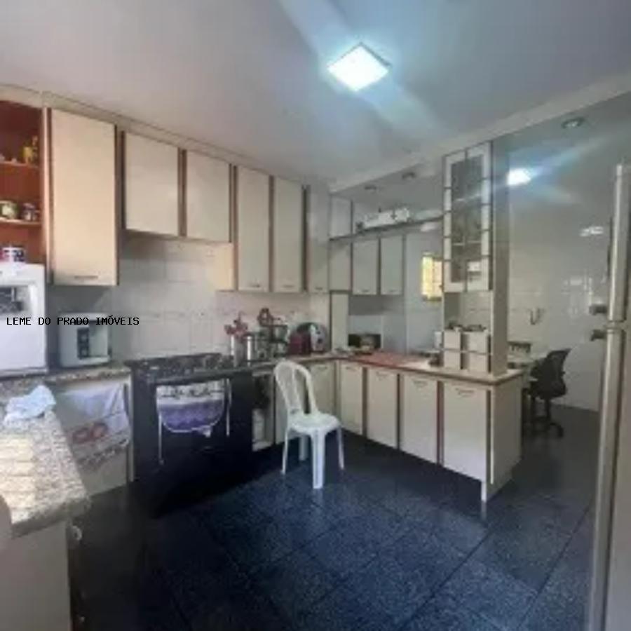 Sobrado à venda com 3 quartos, 220m² - Foto 12