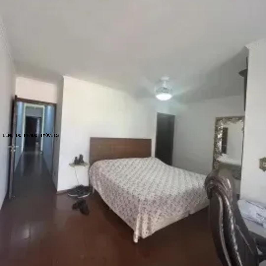 Sobrado à venda com 3 quartos, 220m² - Foto 15