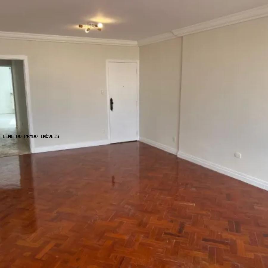 Apartamento à venda com 3 quartos, 130m² - Foto 3