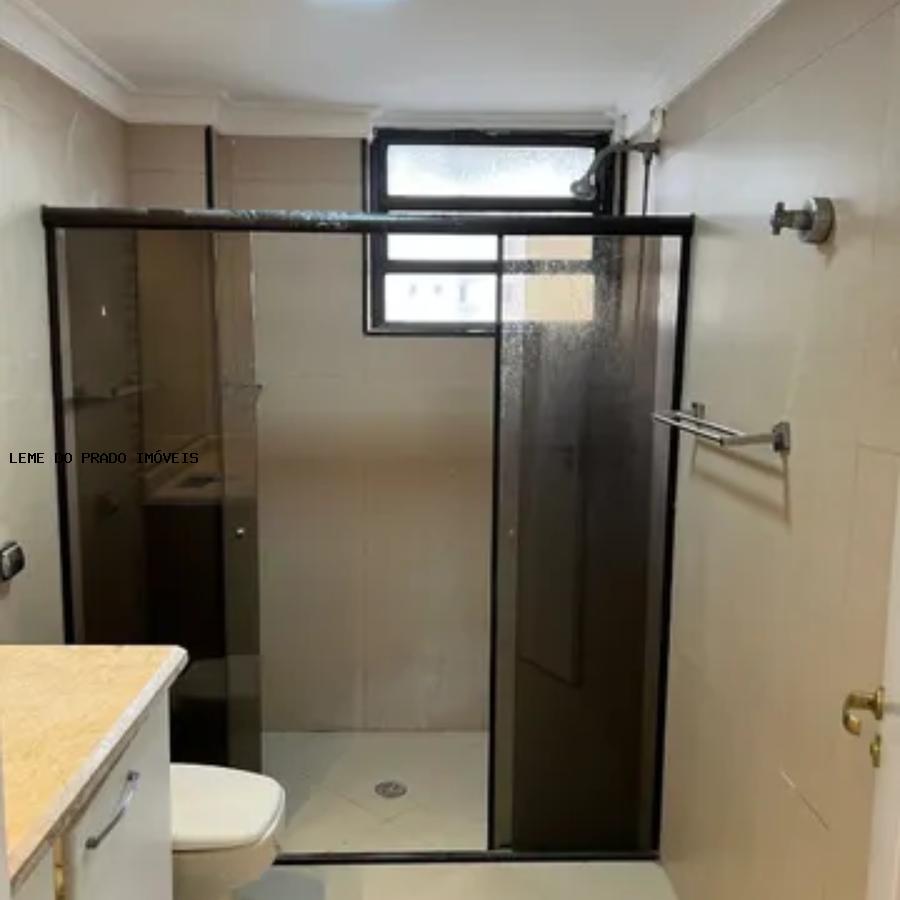 Apartamento à venda com 3 quartos, 130m² - Foto 6