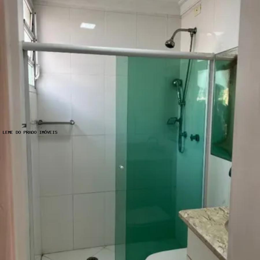 Apartamento à venda com 3 quartos, 130m² - Foto 12