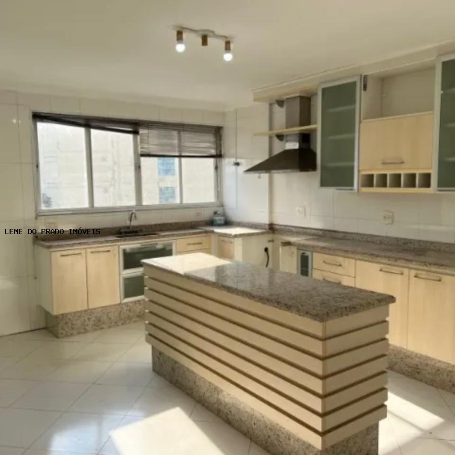 Apartamento à venda com 3 quartos, 130m² - Foto 13