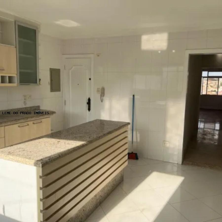 Apartamento à venda com 3 quartos, 130m² - Foto 14