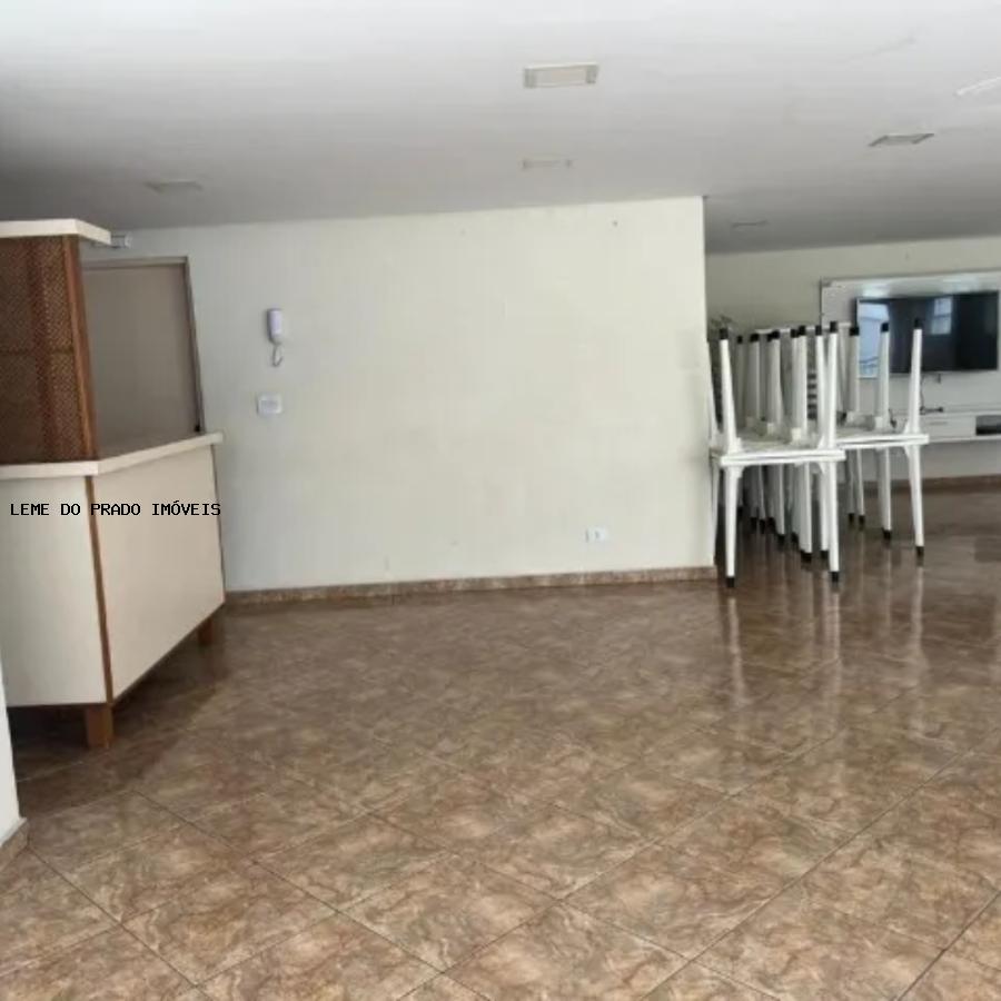 Apartamento à venda com 3 quartos, 130m² - Foto 18