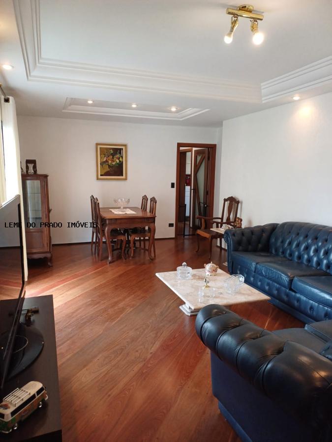 Apartamento à venda com 3 quartos, 143m² - Foto 3