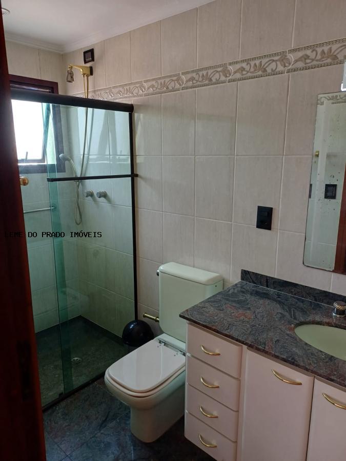 Apartamento à venda com 3 quartos, 143m² - Foto 13