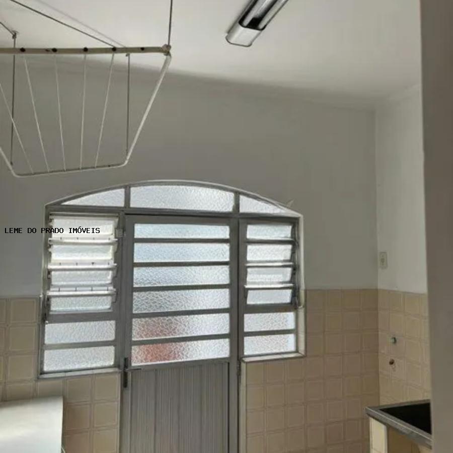 Sobrado para alugar com 3 quartos, 300m² - Foto 23