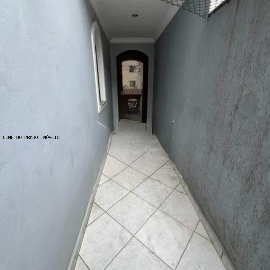 Sobrado para alugar com 3 quartos, 300m² - Foto 25