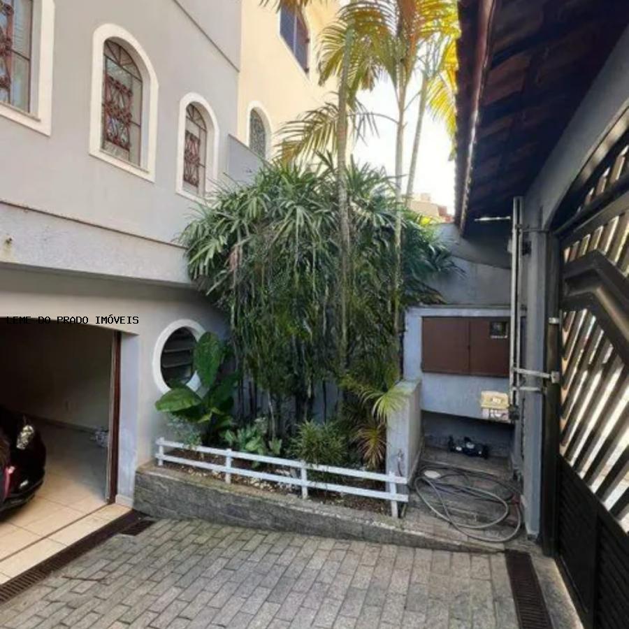 Sobrado para alugar com 3 quartos, 300m² - Foto 27