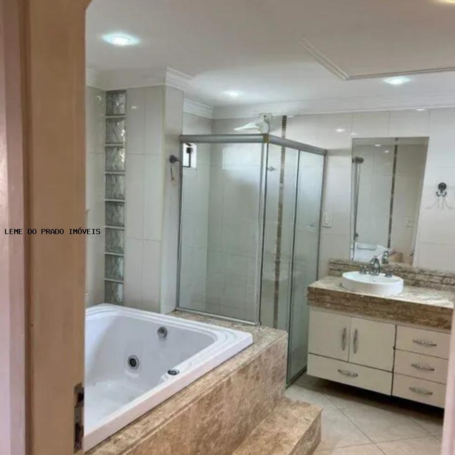 Sobrado à venda com 3 quartos, 300m² - Foto 21