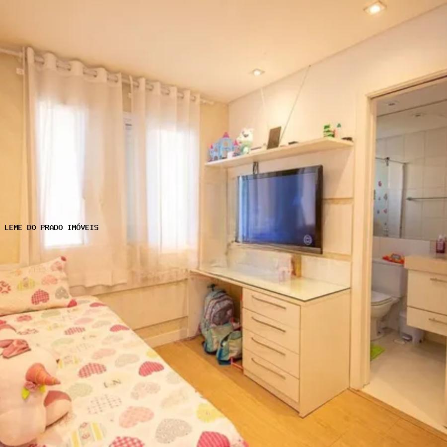 Apartamento à venda com 3 quartos, 148m² - Foto 9